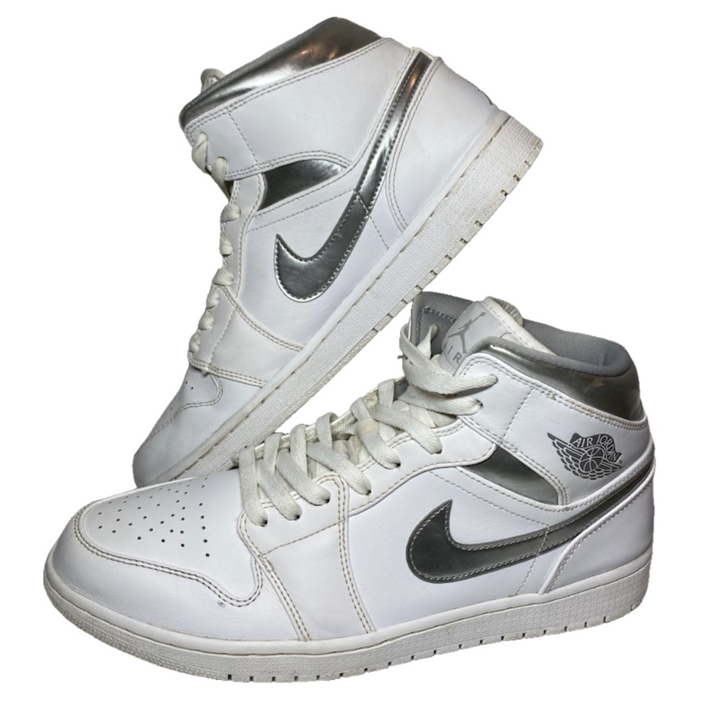 Nike Air Jordan 1 Retro Mid Pure Money Shoes Men’s 11 White Sneakers 554724-105